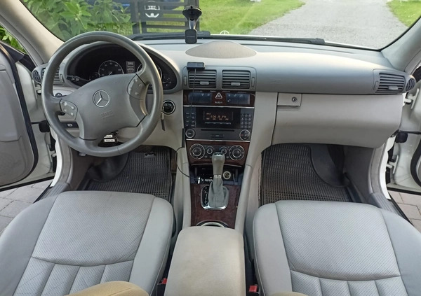 Mercedes-Benz Klasa C cena 19999 przebieg: 166000, rok produkcji 2005 z Świdnica małe 154